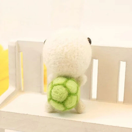 Adorable Green Little Tortoise - Needle Felting Wool Kit